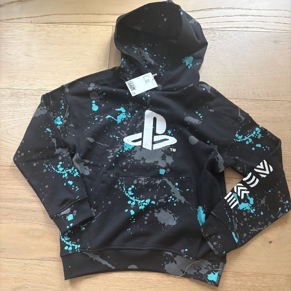 NWT H&M PlayStation hoodie size 8-10